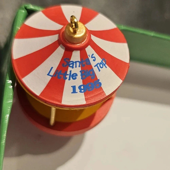 Hallmark Keepsake Miniature Ornament "Santa's Little Big Top 1995" - Picture 3 of 7